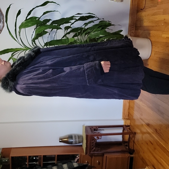 European Blue Suede button down winter coat w a hood - Picture 3 of 8